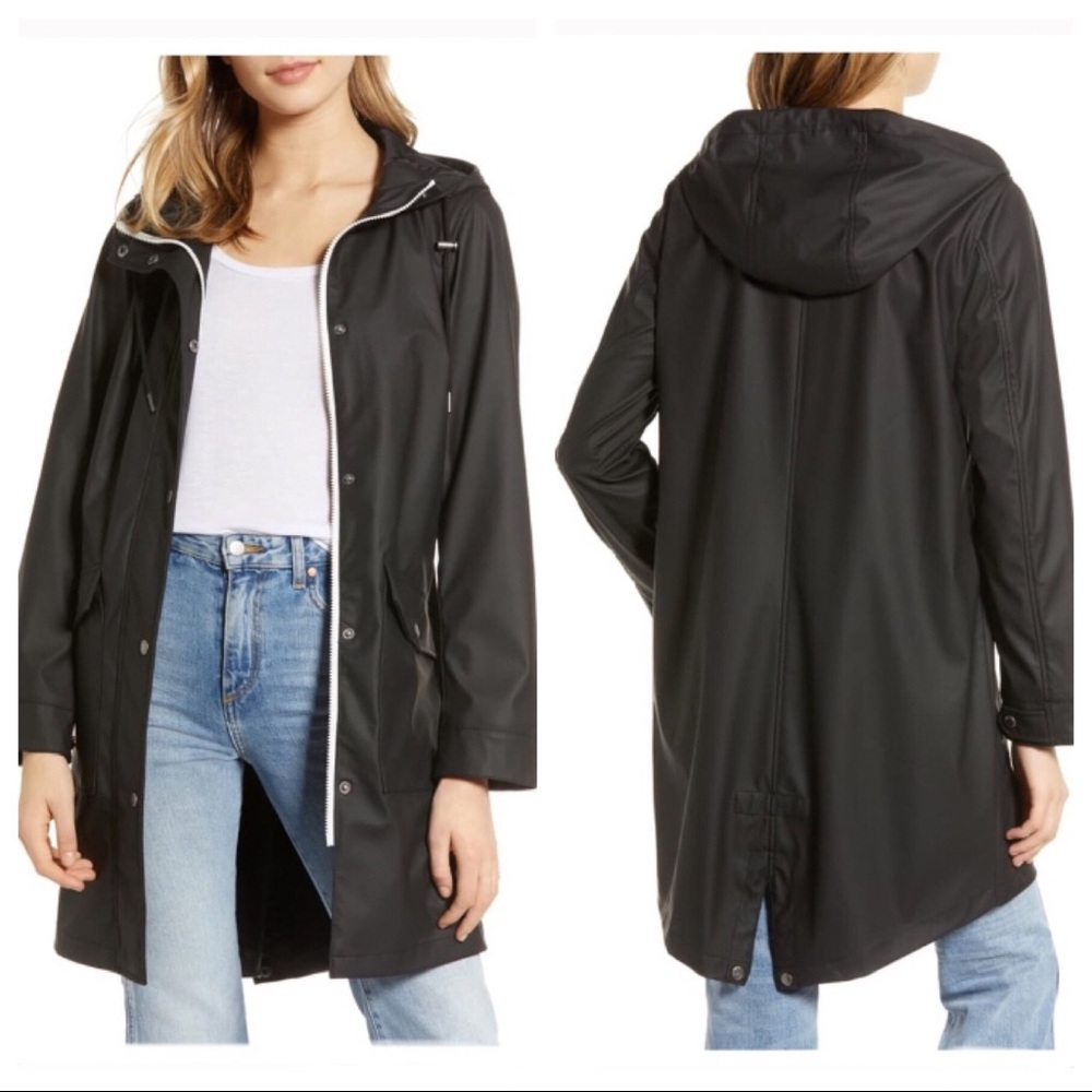 Medium Levi’s Water Repellent Lightweight Parka